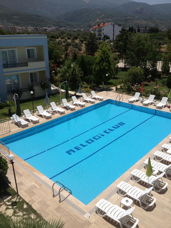 Melodi Club Apart Давутлар Экстерьер фото